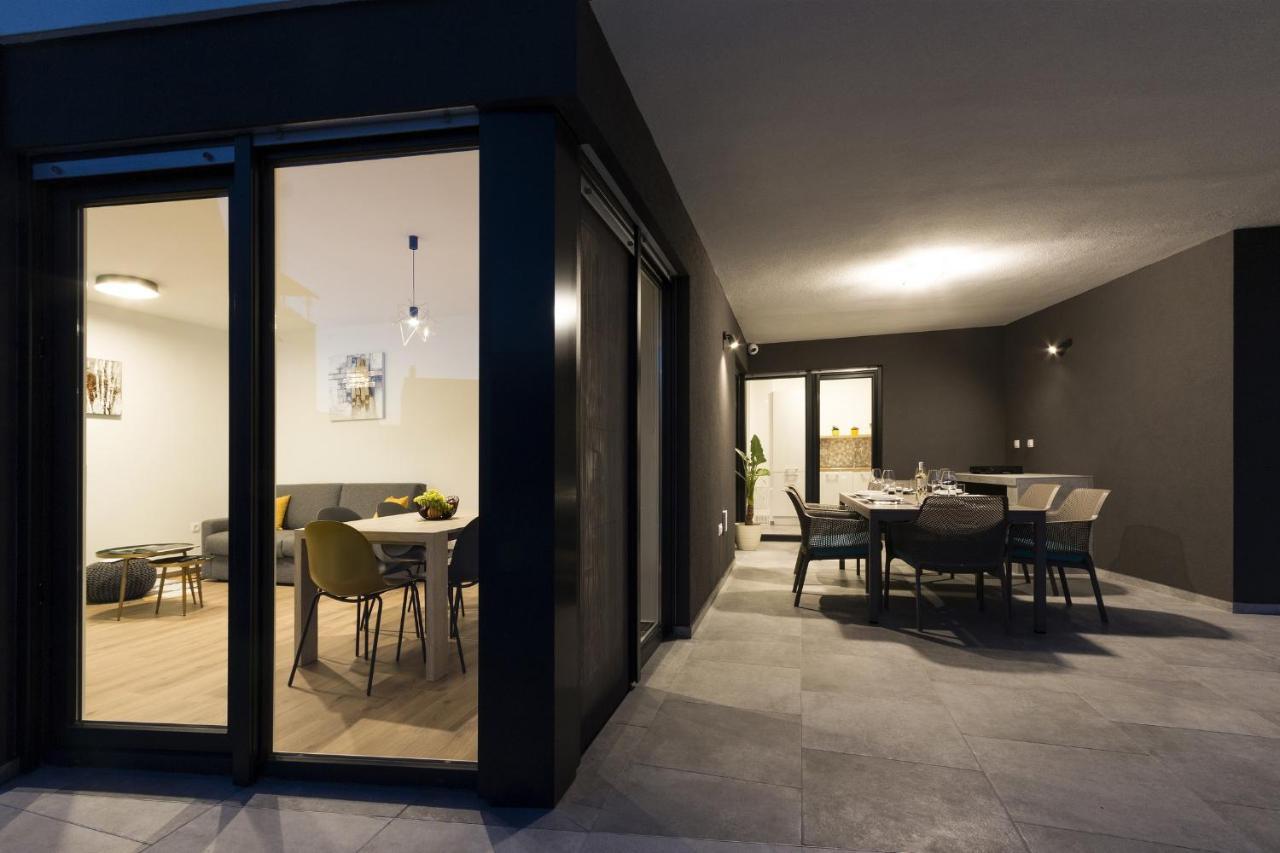Modern 3-Bedroom Villa With A Private Pool Пула Экстерьер фото
